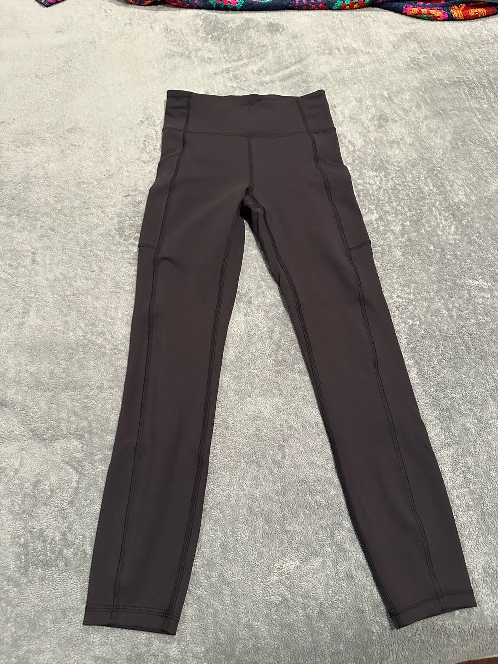 Lululemon wunder under black leggings